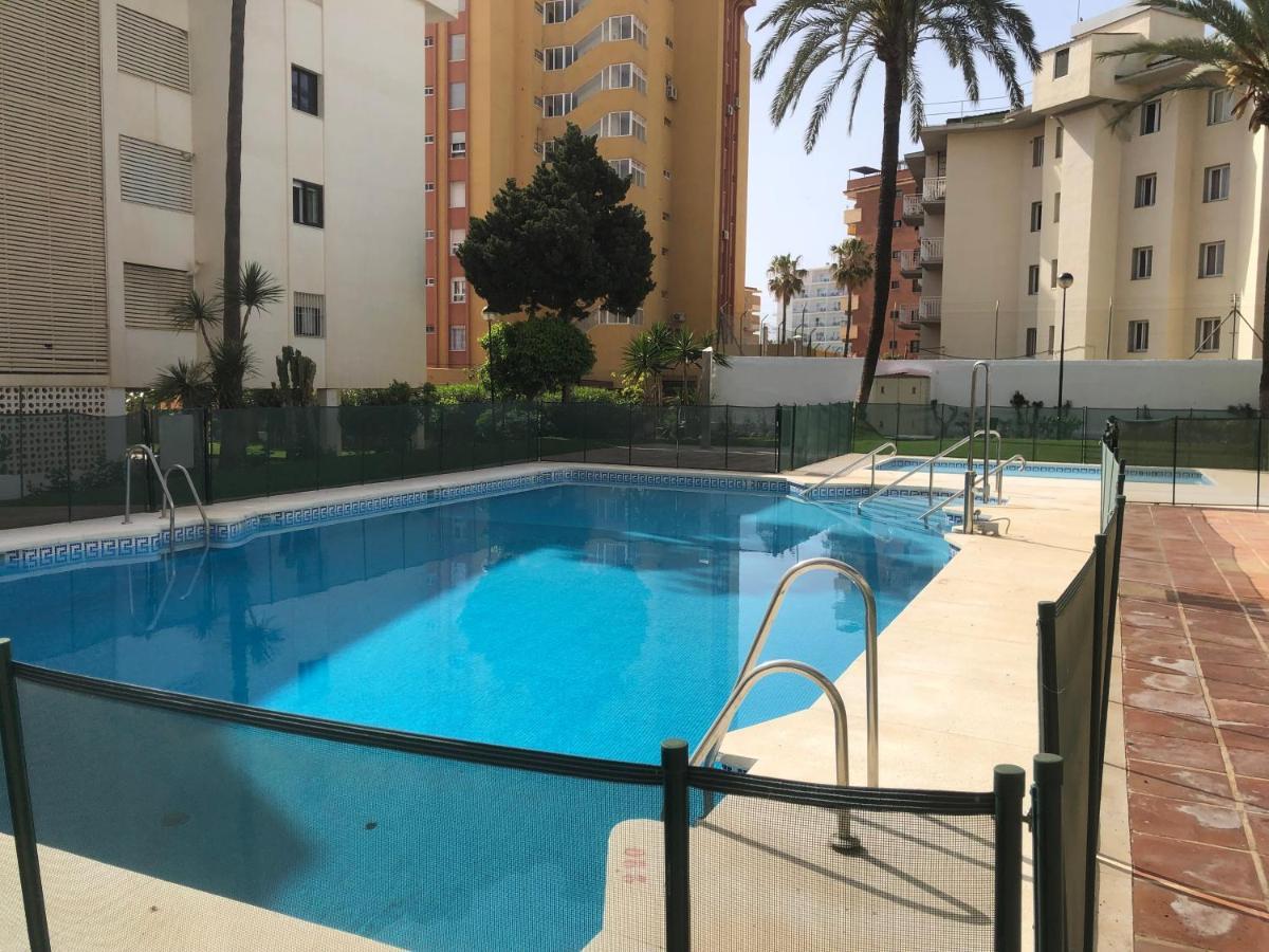 Carihuela Playa, Torremolinos Apartamento Exterior foto